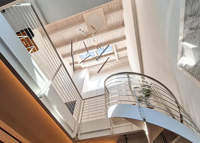 Modern Loft, Design & Comfort Daire