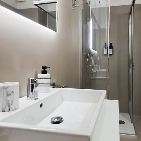 Modern Loft, Design & Comfort Apartman